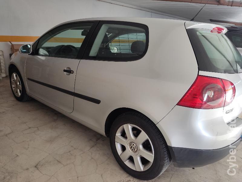 VOLKSWAGEN GOLF Golf V 2.0 TDI - 140cv Gasóleo