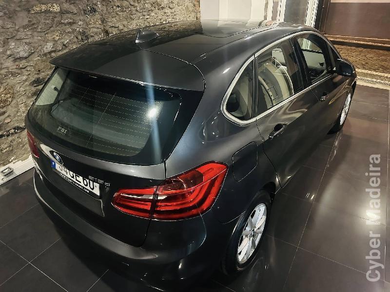 BMW Serie 2  218d Active Tourer 143cv Gasóleo