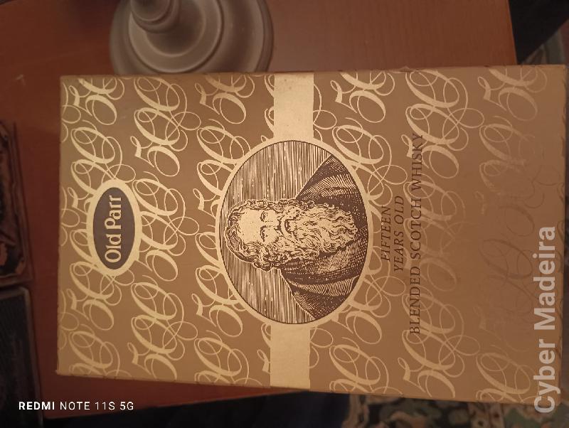 Garrafa de Whisky Old Parr 500 - 15 anos 
