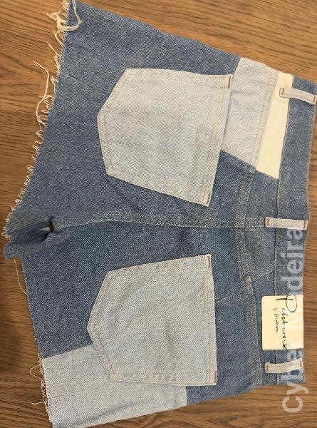 Calções patchwork Stradivarius 38