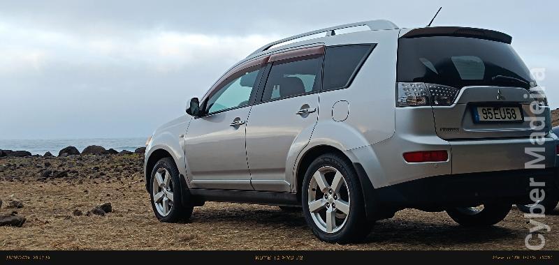 MITSUBISHI OUTLANDER 7 lugares 4x4 Gasóleo