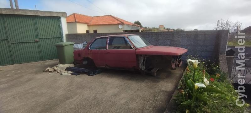 BMW E21 