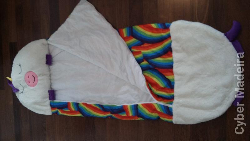 Cama - Poncho (Unicórnio).