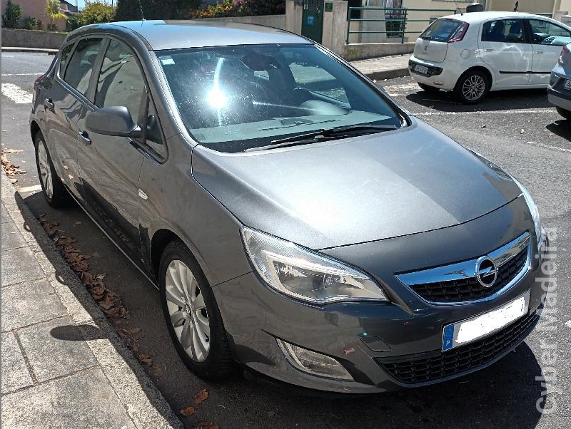 OPEL ASTRA J Gasóleo