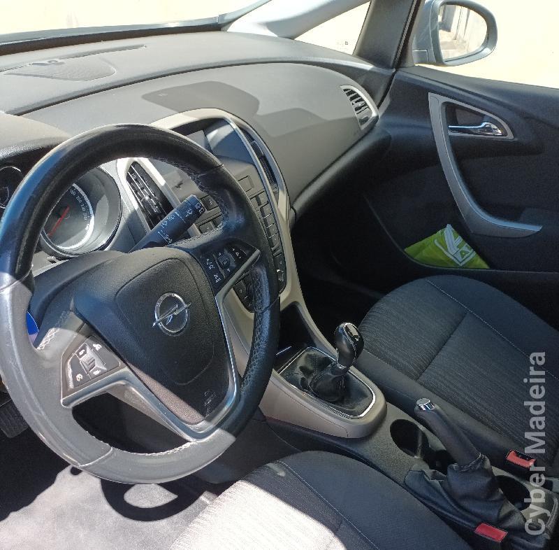 OPEL ASTRA J Gasóleo