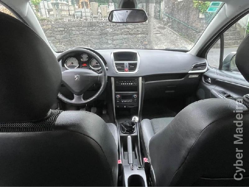 PEUGEOT 207 1.6HDI Gasóleo