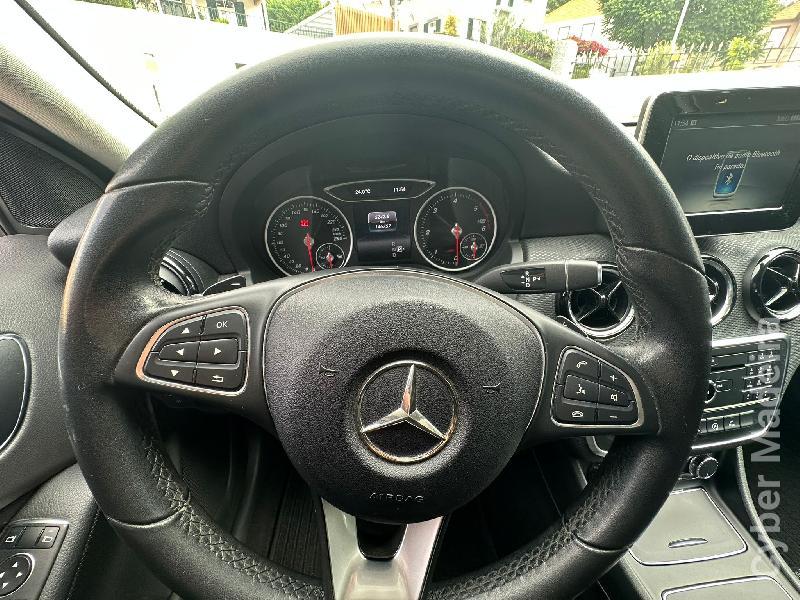 MERCEDES A 180D  Gasóleo