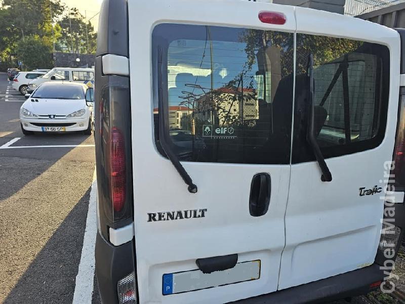 RENAULT TRAFFIC 1.9 dci Gasóleo
