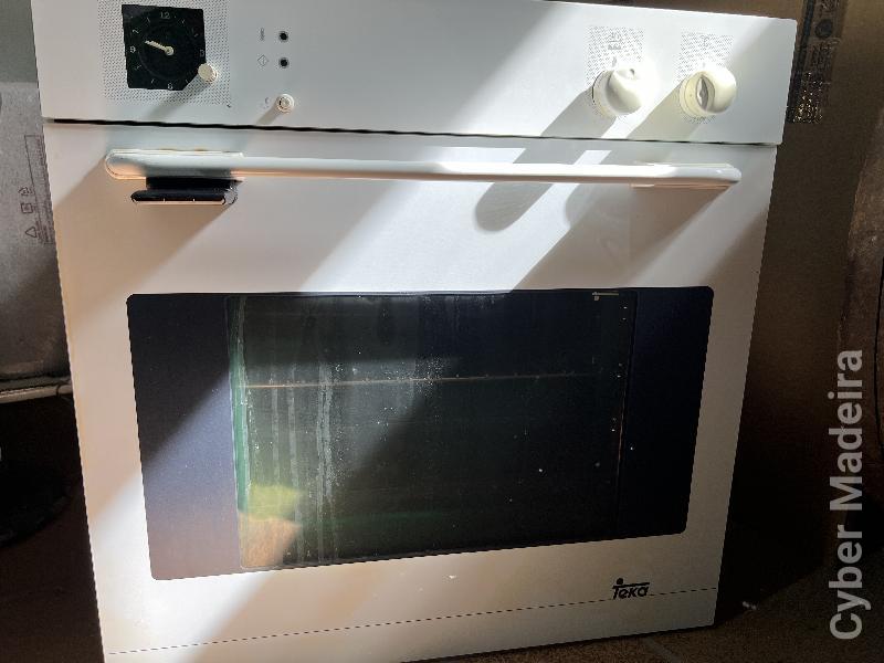 Forno teka a gás como nobo