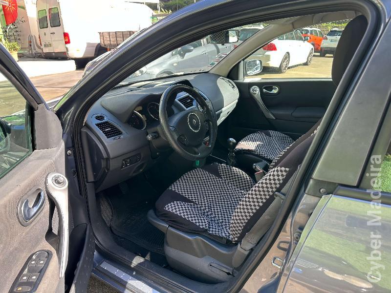 RENAULT MEGANE 1500 Gasóleo