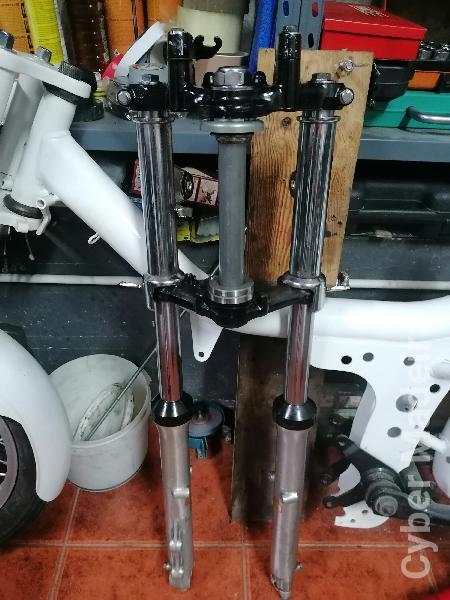 Forqueta Honda CB250N