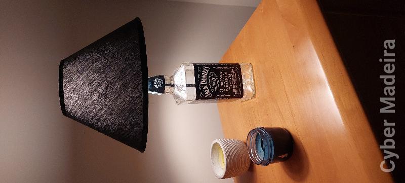 Candeeiro Jack Daniels/Bulldog 