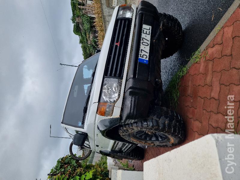 MITSUBISHI PAJERO Mk2 Mk2