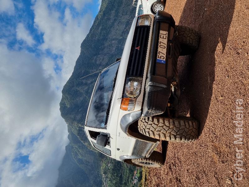 MITSUBISHI PAJERO Mk2 Mk2