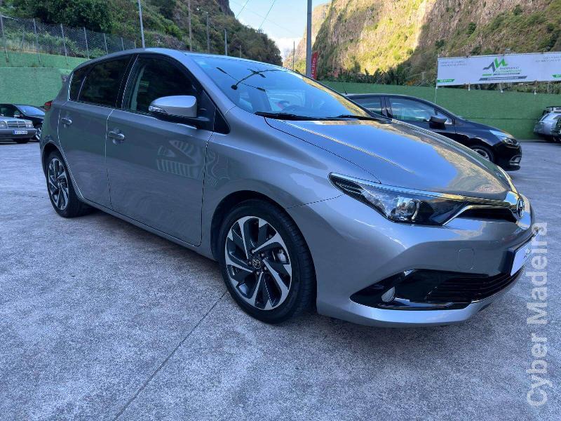 TOYOTA AURIS 744 Gasóleo