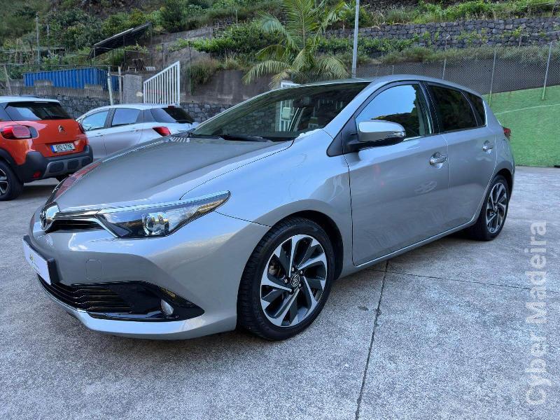 TOYOTA AURIS 744 Gasóleo