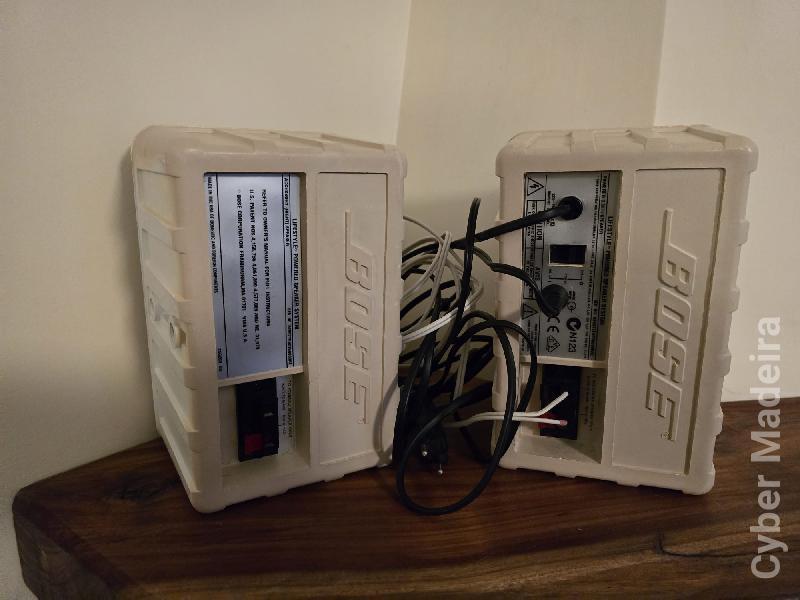 Vendo colunas monitores USA