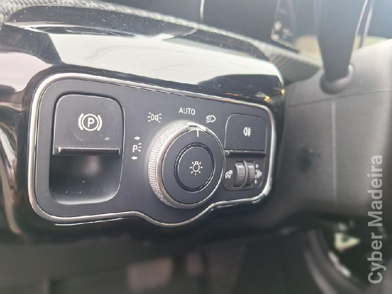 MERCEDES A 744 Gasóleo