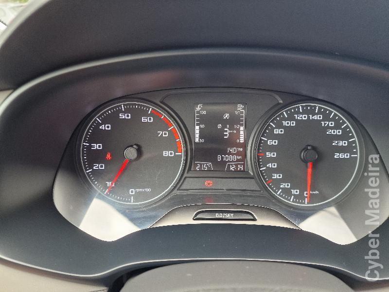 SEAT LEON 745 Gasolina