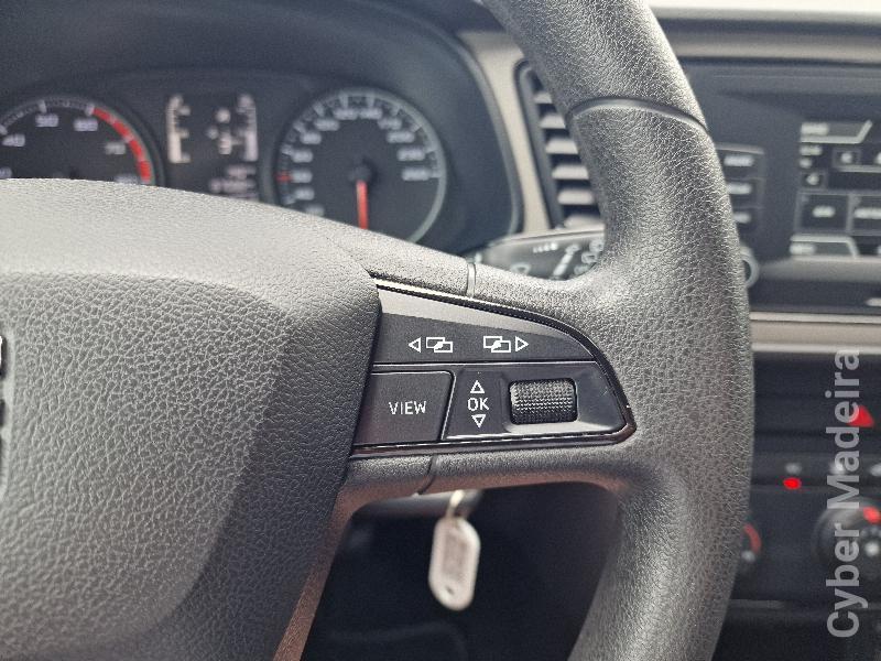 SEAT LEON 745 Gasolina