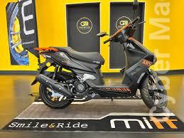 Outras 25 125 cc Scooter