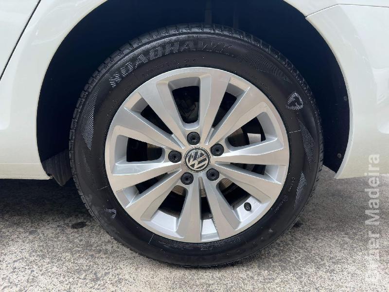 VOLKSWAGEN GOLF 744 Gasóleo