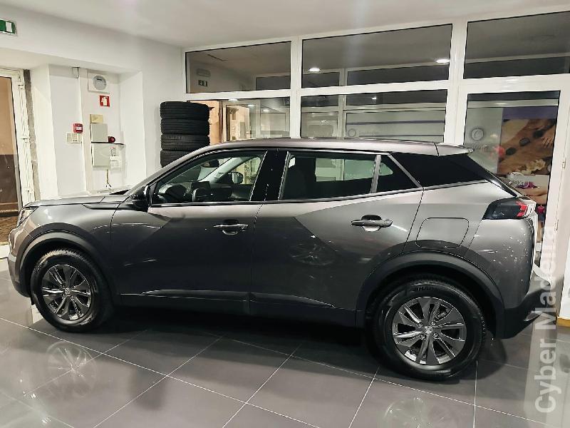 PEUGEOT 2008 745 Gasolina