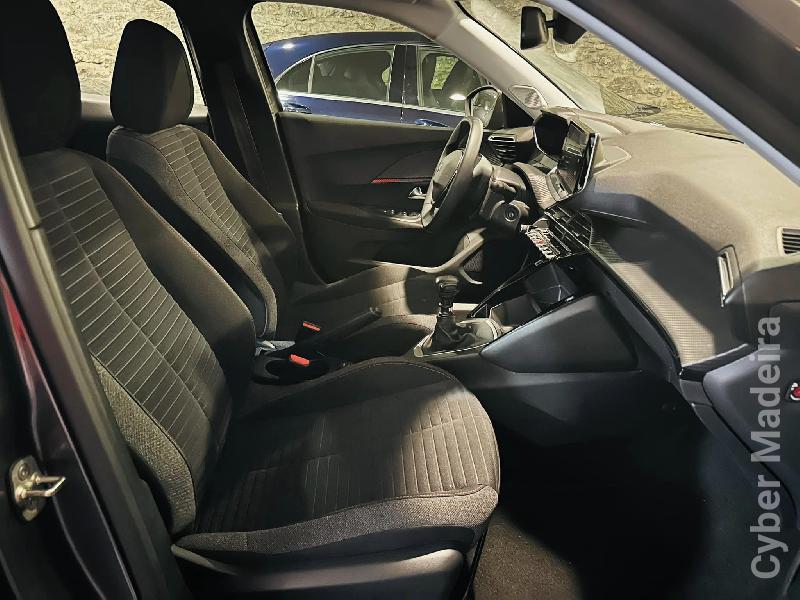 PEUGEOT 2008 745 Gasolina