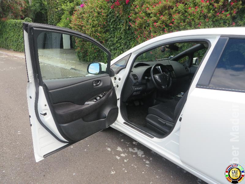 NISSAN LEAF 747 Eléctrico