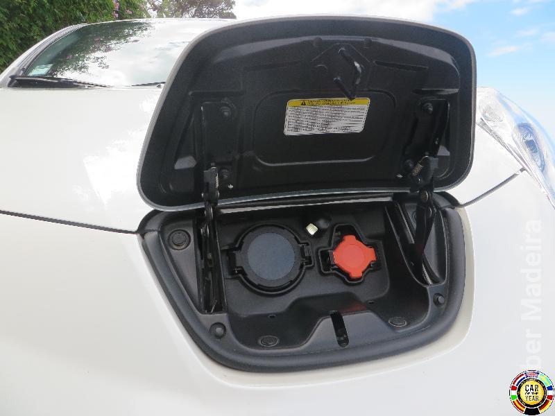 NISSAN LEAF 747 Eléctrico