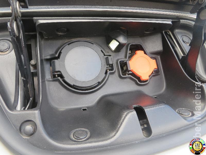 NISSAN LEAF 747 Eléctrico