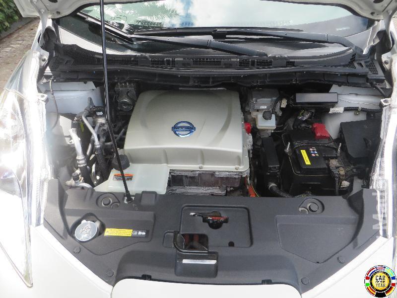 NISSAN LEAF 747 Eléctrico