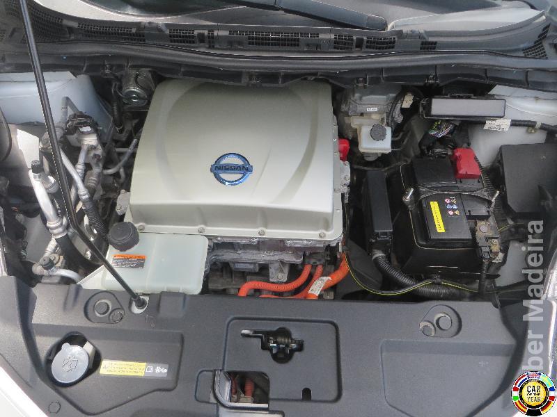 NISSAN LEAF 747 Eléctrico