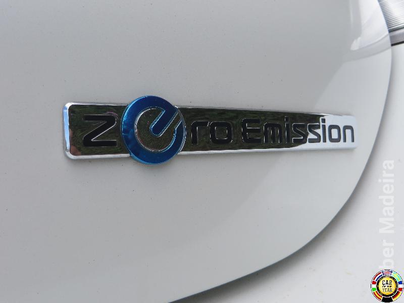 NISSAN LEAF 747 Eléctrico