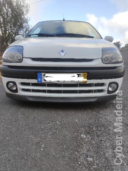 RENAULT CLIO 745 Gasolina