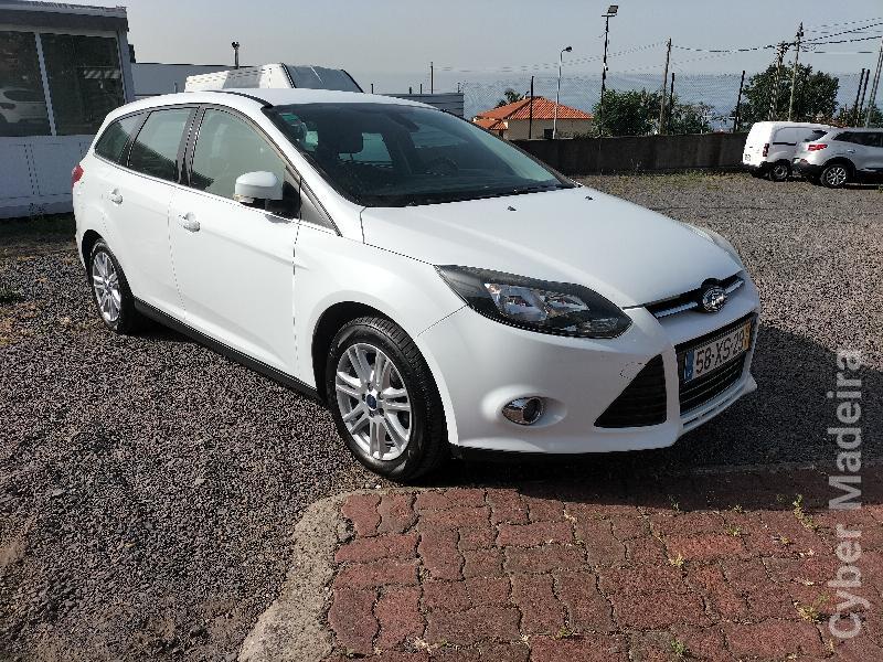 FORD FOCUS 745 Gasolina