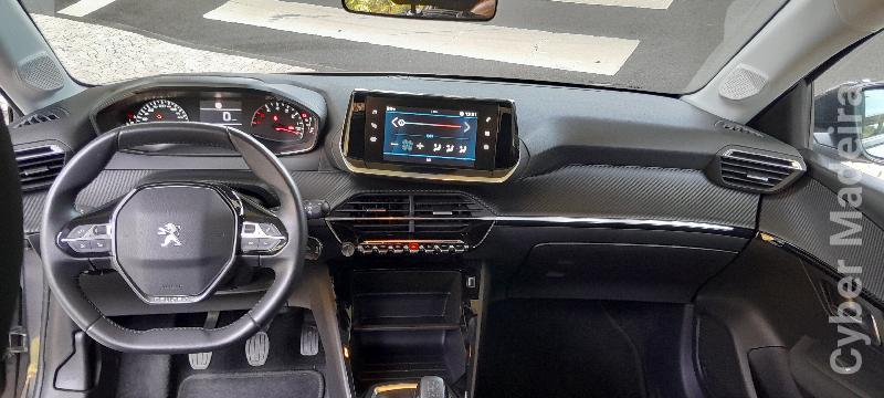 PEUGEOT 208 1.2 CC Gasolina