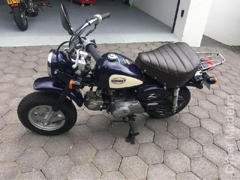 Honda 23 50 cc Mini-Moto