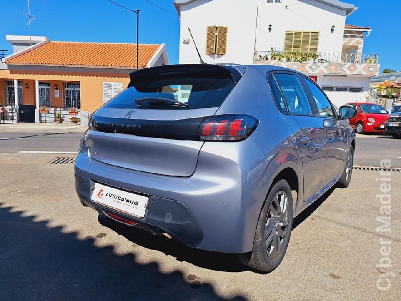 PEUGEOT 208 745 Gasolina