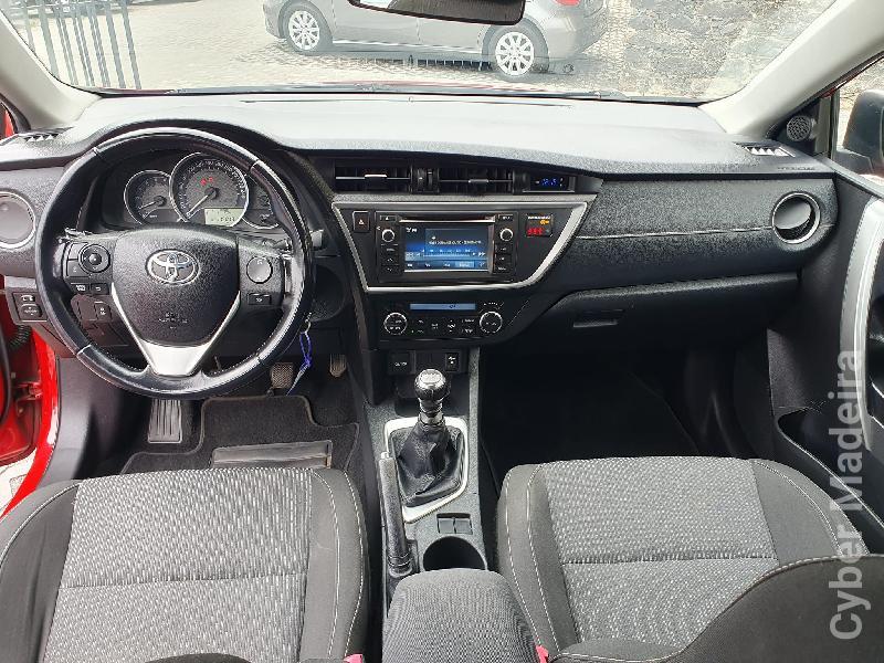 TOYOTA AURIS 744 Gasóleo