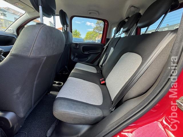 FIAT PANDA 748 Híbrido
