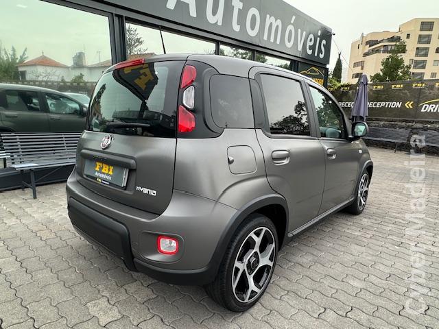 FIAT PANDA 748 Híbrido