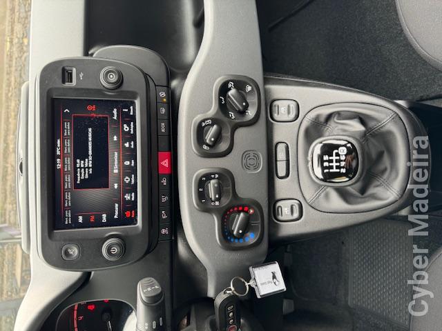 FIAT PANDA 748 Híbrido