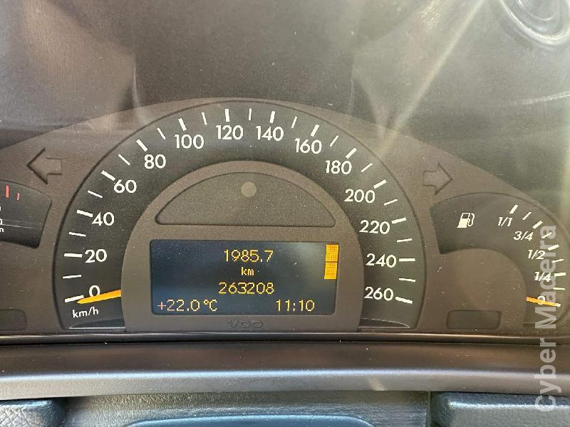 MERCEDES 270 744 Gasóleo