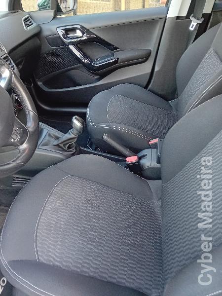 PEUGEOT 208 744 Gasóleo 744 