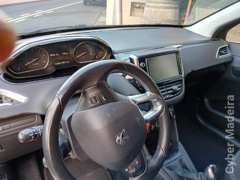 PEUGEOT 208 744 Gasóleo 744 