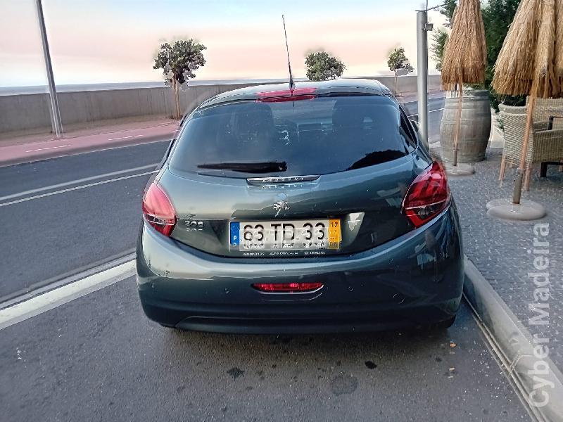 PEUGEOT 208 744 Gasóleo 744 