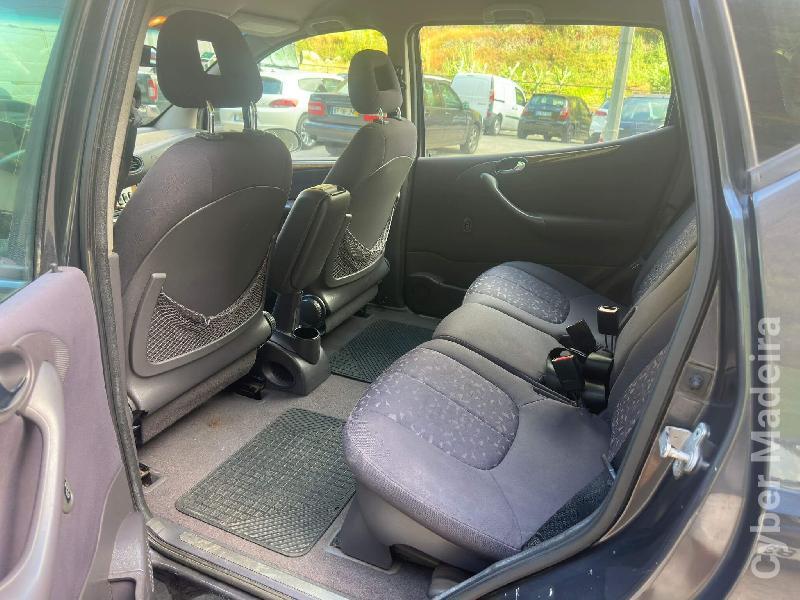 MERCEDES A 1700 Gasóleo