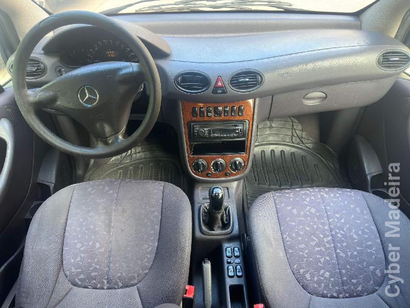 MERCEDES A 1700 Gasóleo