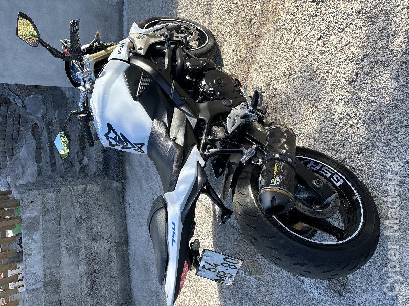 Suzuki Gsr 750 750 cc Sport, turismo